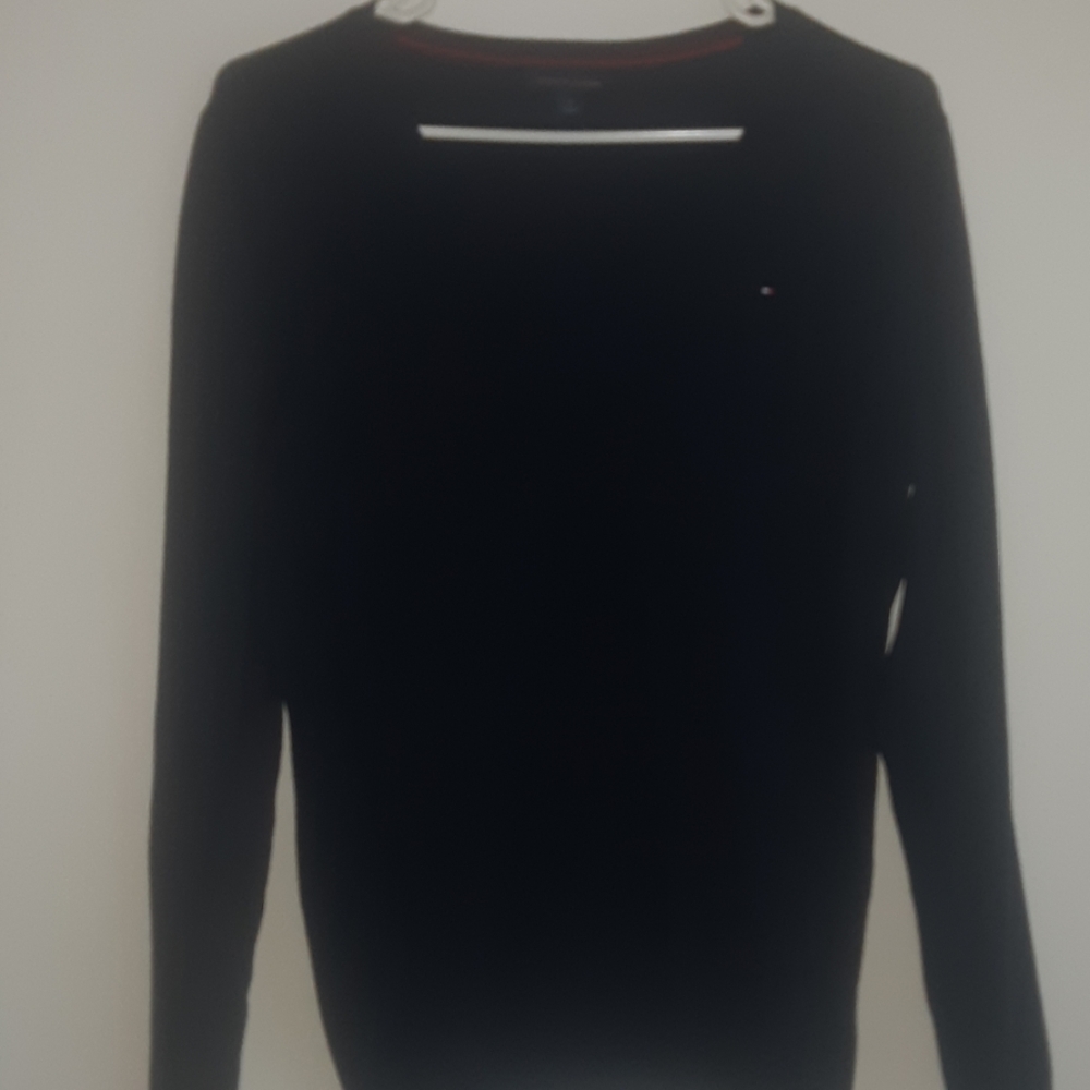 V neck sweater